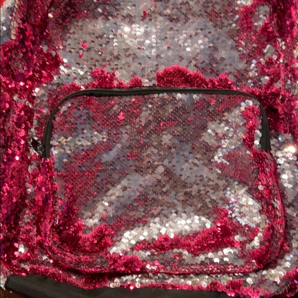 Back pack - Picture 4 of 4